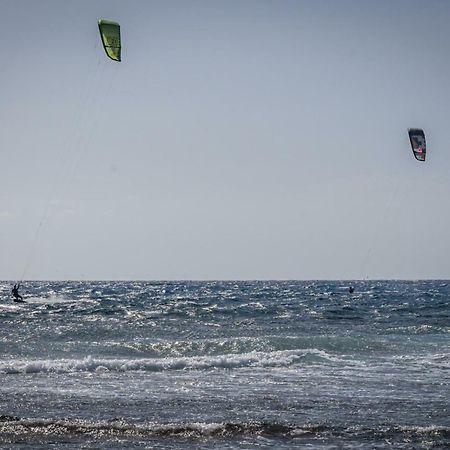Riazor, El Medano Beach Apartment Екстериор снимка
