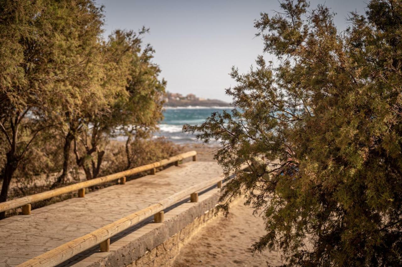 Riazor, El Medano Beach Apartment Екстериор снимка